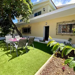 Сasa de vacaciones La Casa De Flor Teleworking, Los Realejos