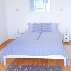 La Pardela Oceanfront Apartment